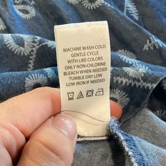 The Pioneer Woman Women Denim Peasant Shirt Dress Plus Size 3X Blue Boho Country - Picture 9 of 9